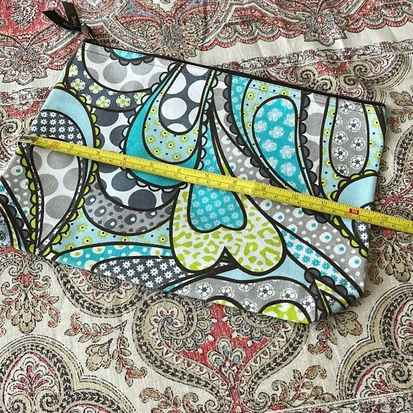 Vera Bradley - Picture 1 of 3